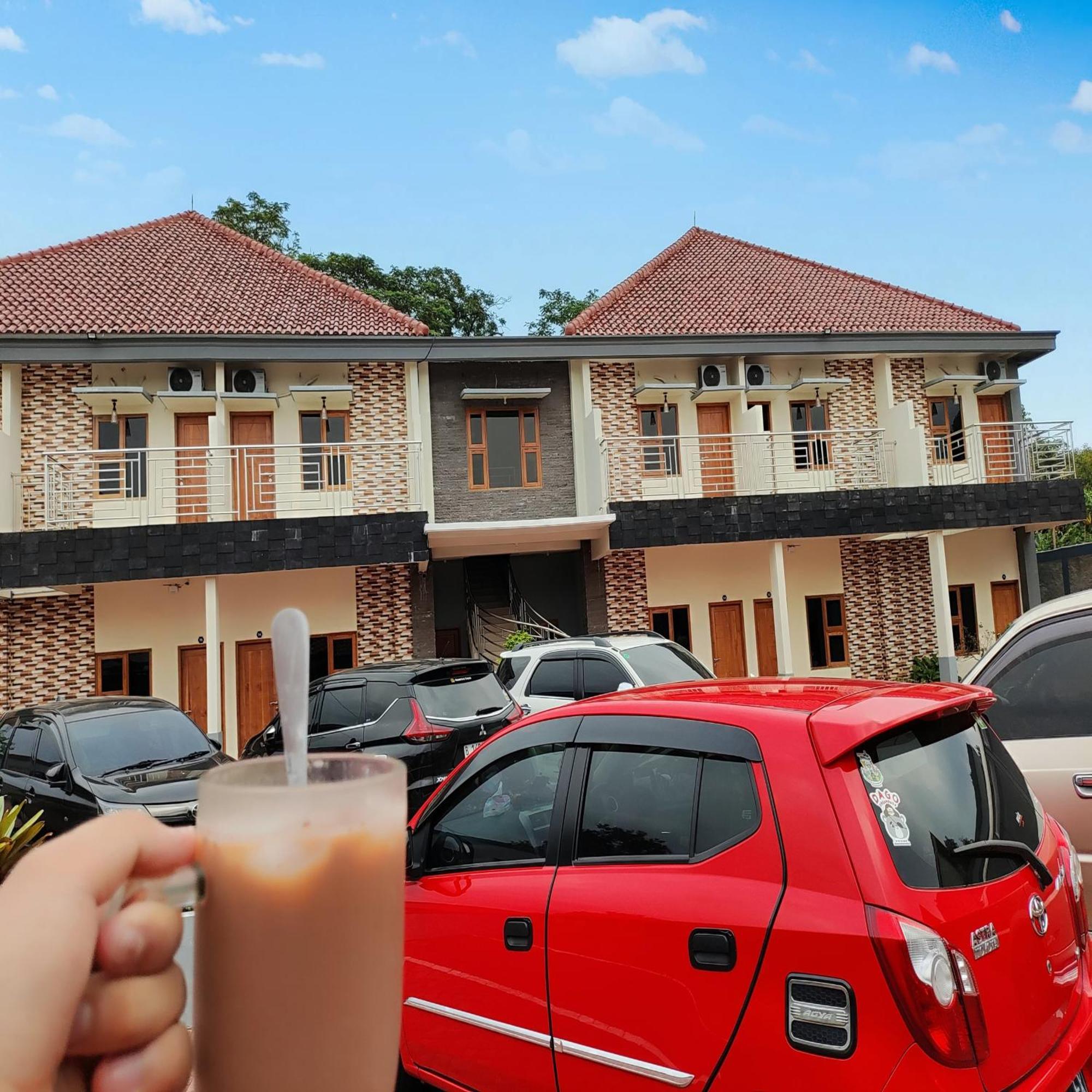 Hotel Cibening Purwakarta Exterior photo