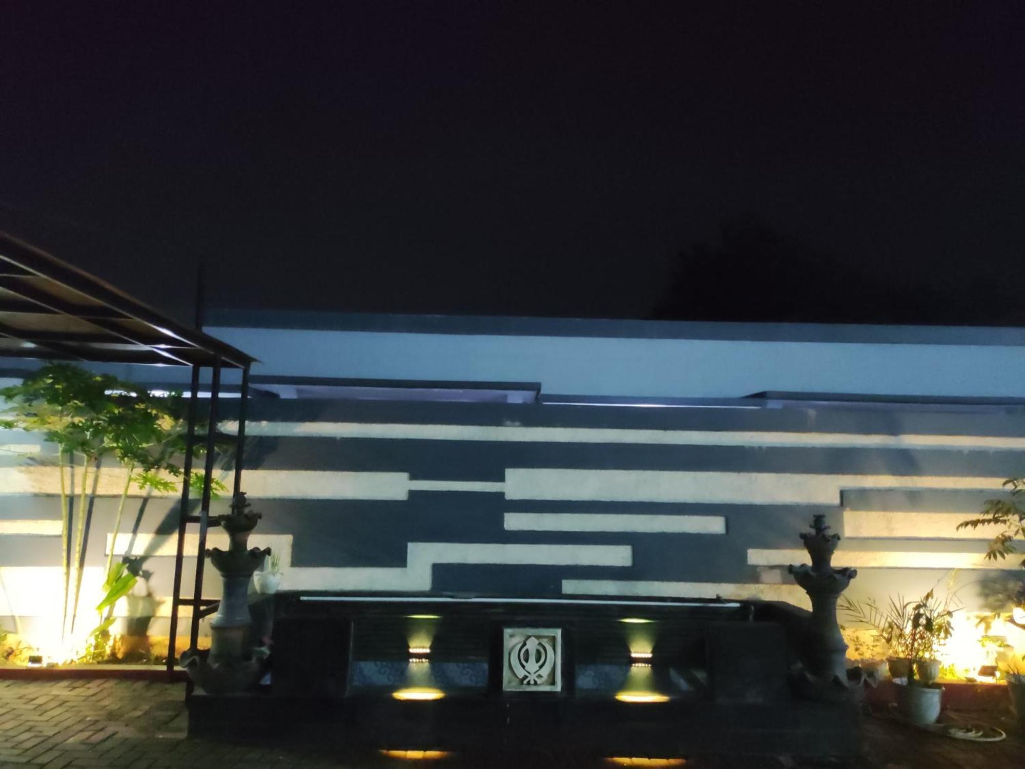 Hotel Cibening Purwakarta Exterior photo